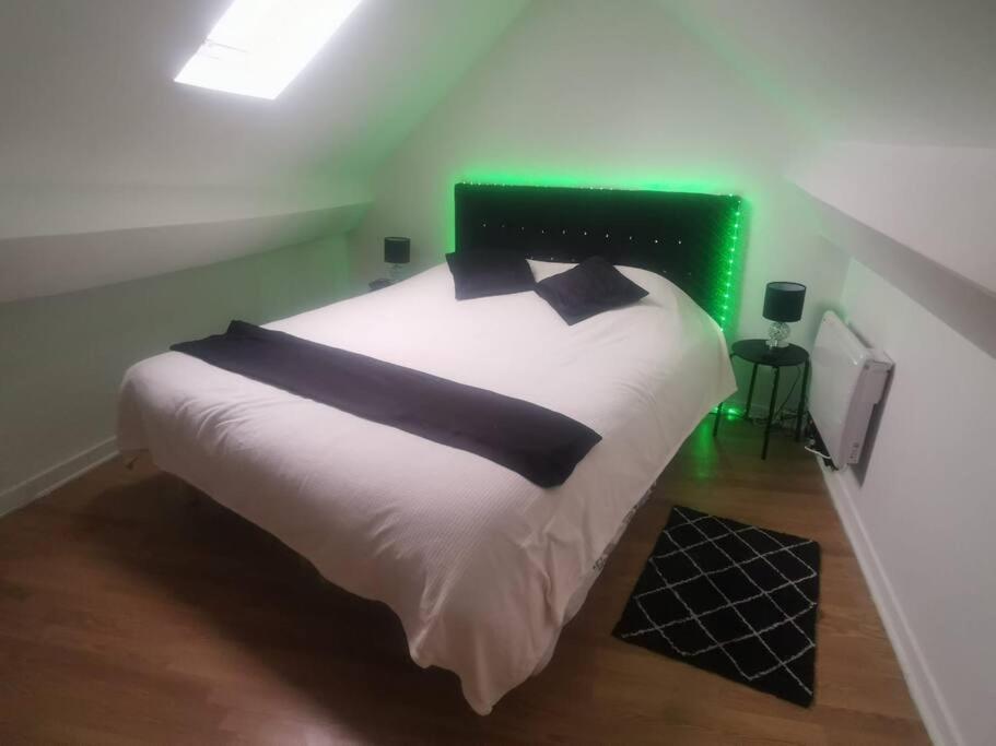 Apartamento Smart House Airport Cdg, Asterix Louvres Exterior foto